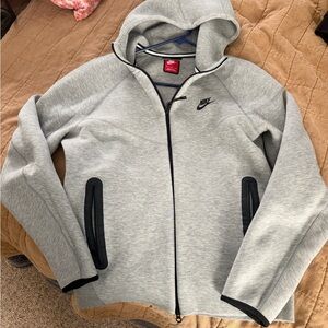 Nike Men's Light Gray Performance Jacket